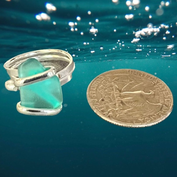 Mint Pompano Beach Glass Freeform  Adjustable Ring - Picture 4 of 5